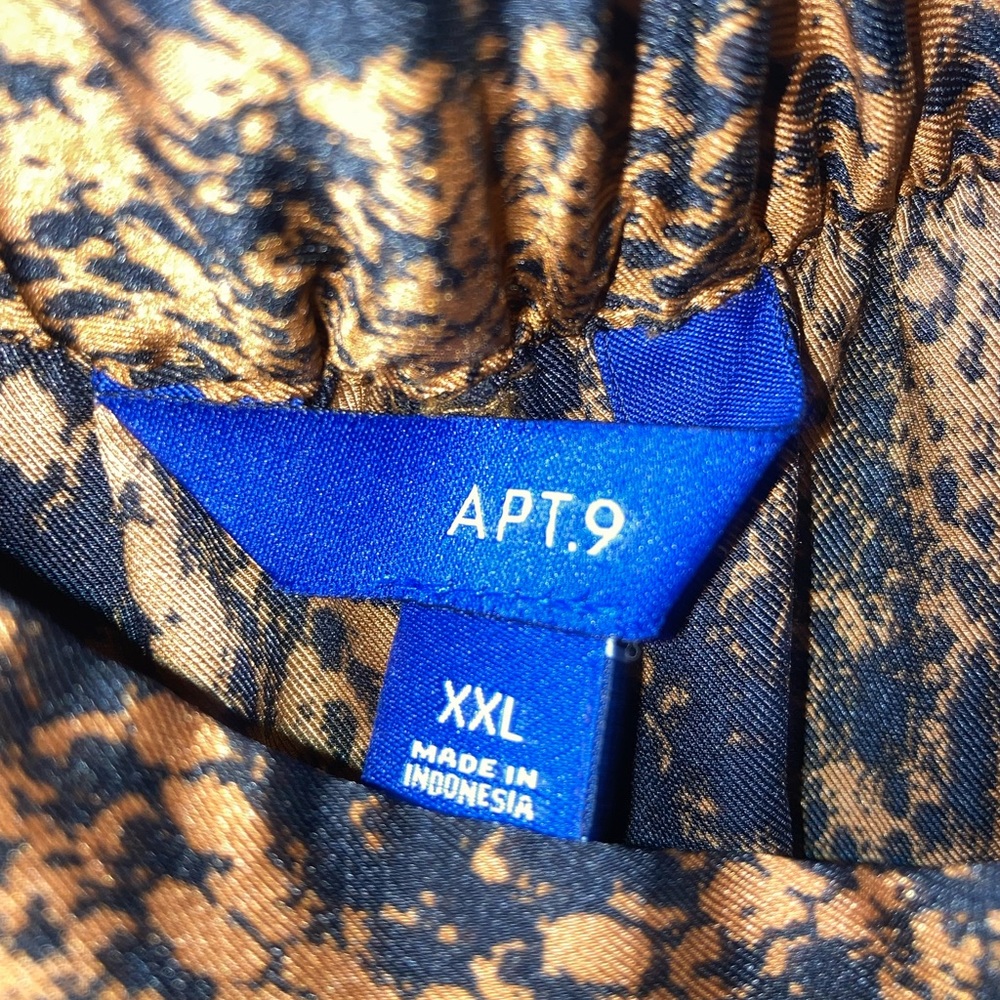 APT 9 midi skirt 2X